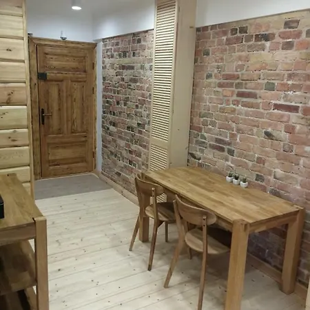 Wood 'n Brick *
