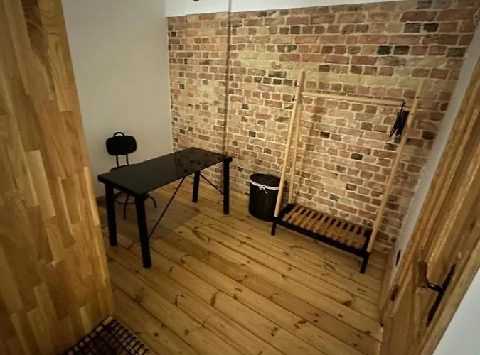 Wood 'n Brick Daire Riga